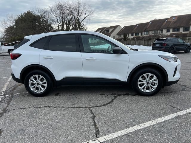 Certified 2025 Ford Escape Active image 9