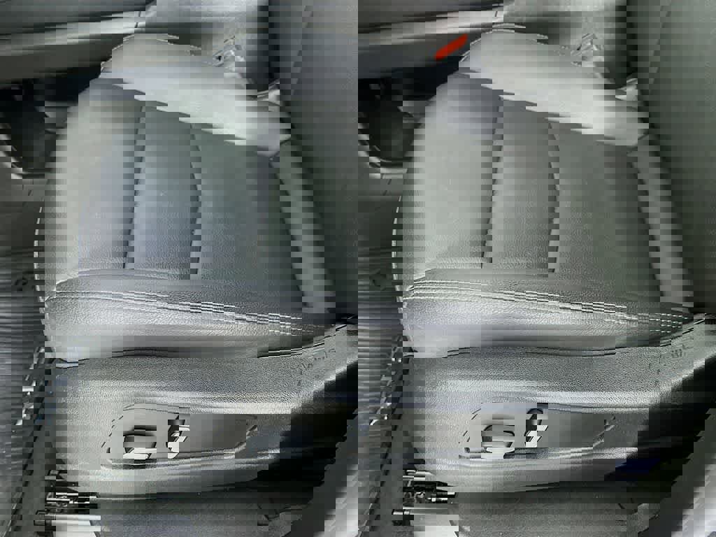 Used 2020 Cadillac XT5 Luxury image 31