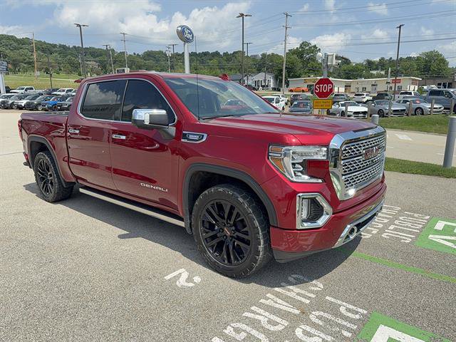 Used 2022 GMC Sierra 1500 Denali w/ Denali Reserve Package AWD/4WD image 4