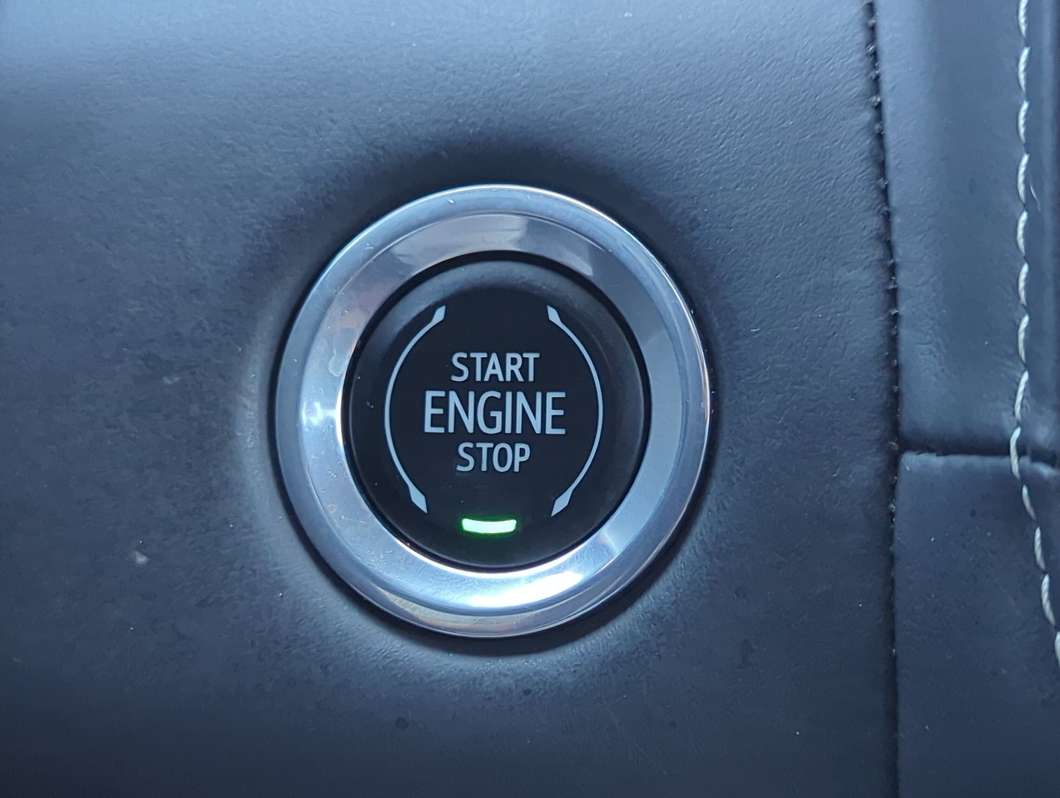Used 2023 GMC Yukon XL Denali Ultimate AWD/4WD image 27