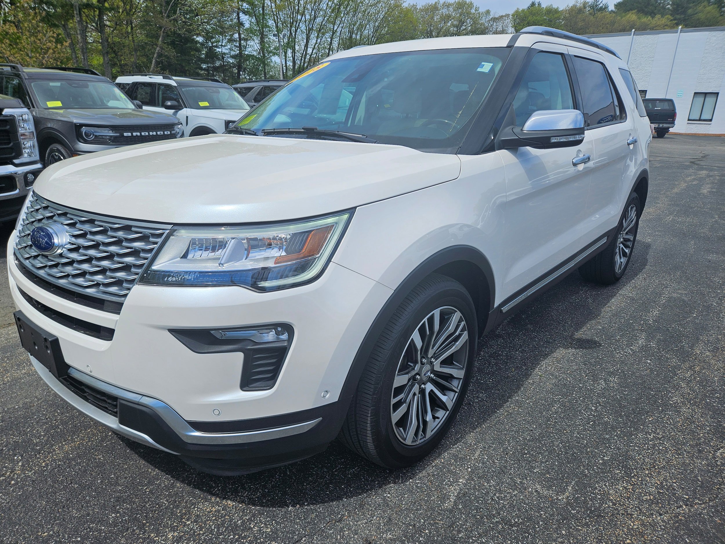 Certified 2018 Ford Explorer Platinum AWD/4WD image 1