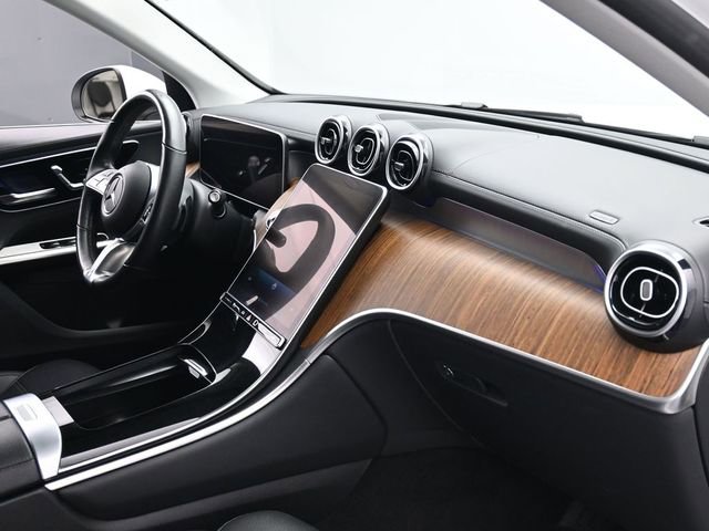 Used 2024 Mercedes-Benz GLC 300 image 27