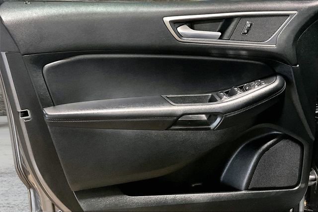 Certified 2022 Ford Edge SEL w/ Convenience Package image 18