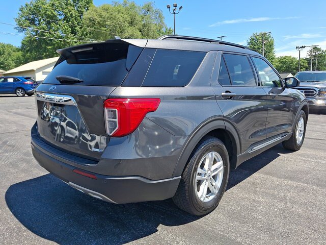 Certified 2020 Ford Explorer XLT w/ Equipment Group 202A AWD/4WD image 7
