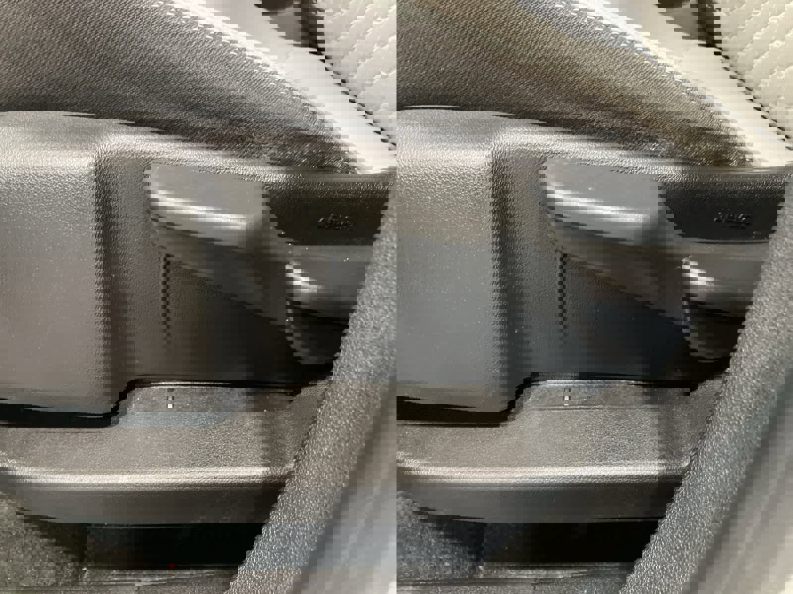 Used 2022 Chevrolet Equinox LS image 11