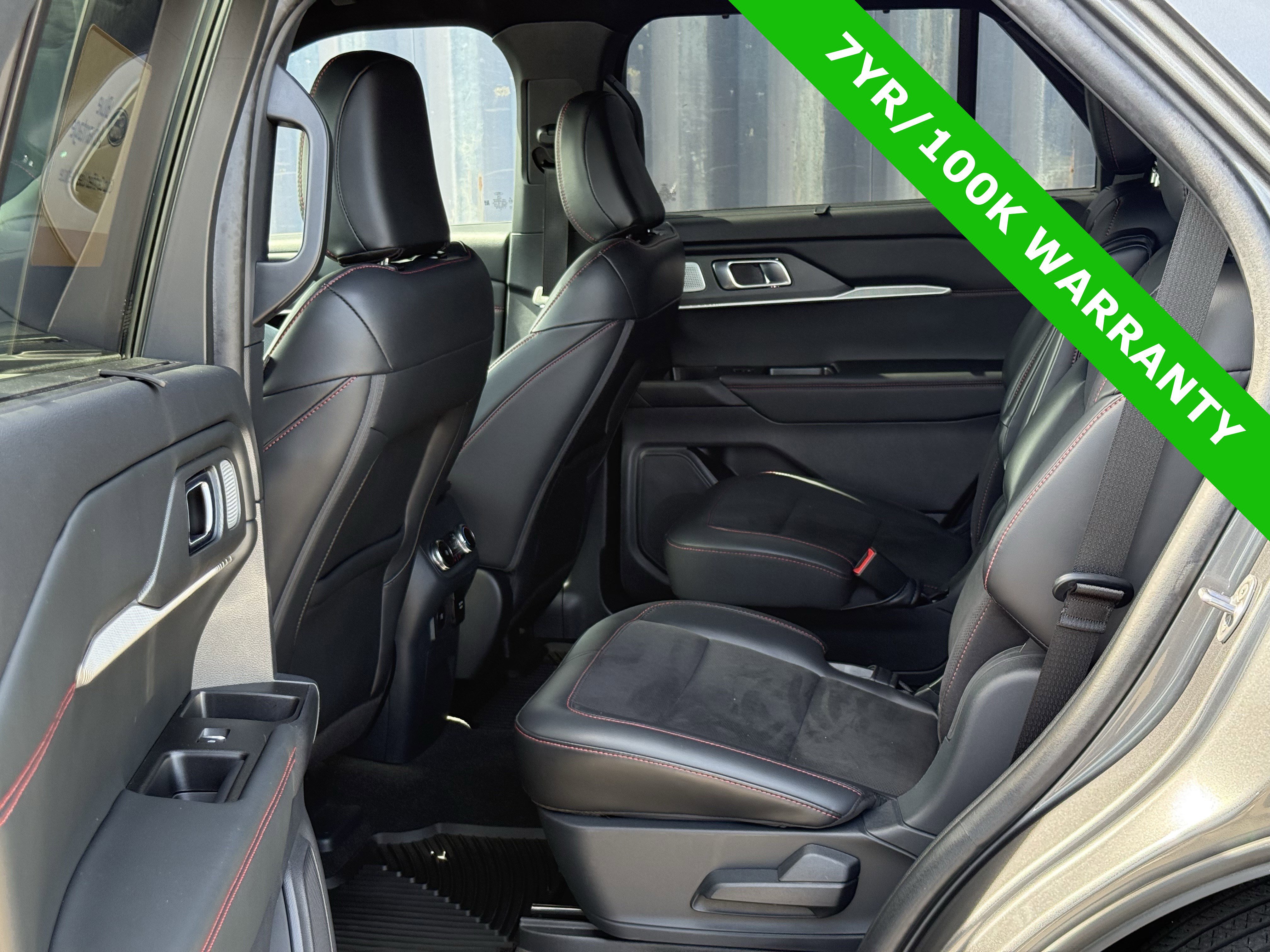 Certified 2025 Ford Explorer ST AWD/4WD image 15