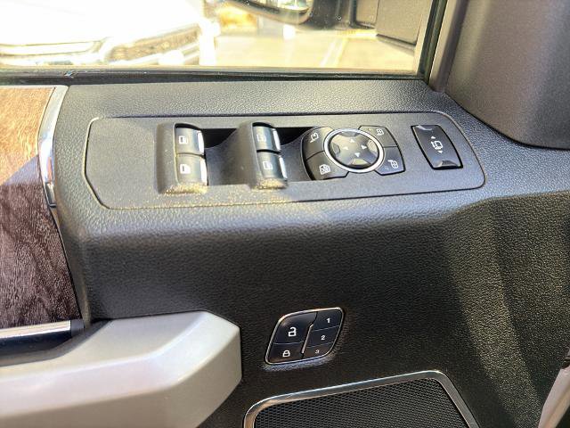 Certified 2017 Ford F350 Lariat w/ Camper Package image 21