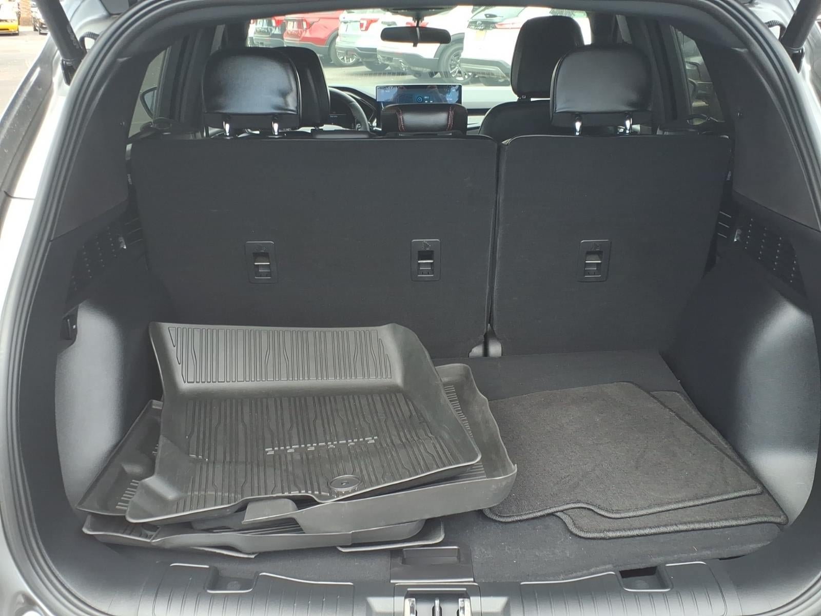 Certified 2024 Ford Escape ST-Line w/ Tech Pack #1 FWD image 16
