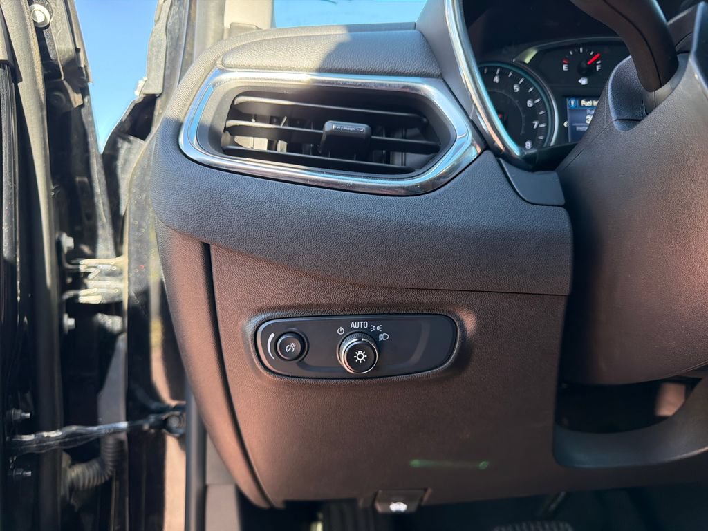 Used 2024 Chevrolet Equinox LT AWD/4WD image 15