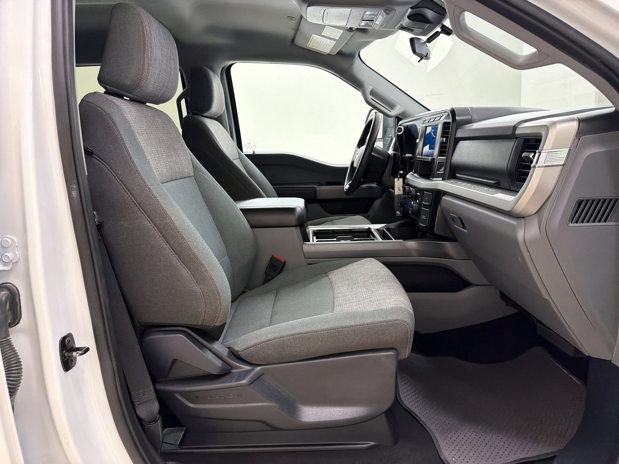 Certified 2024 Ford F250 XLT w/ FX4 Off-Road Package AWD/4WD image 29
