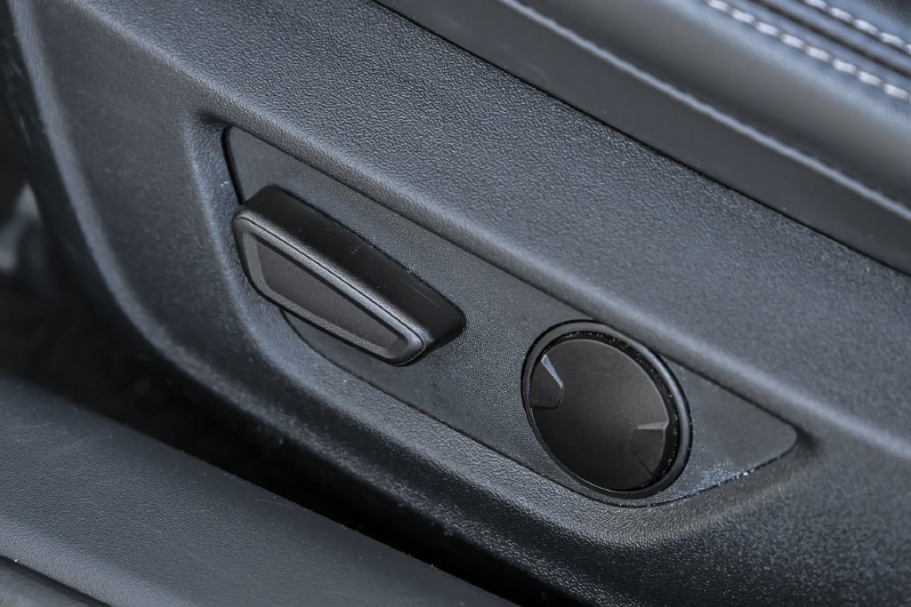 Certified 2025 Ford Mustang Premium RWD image 18