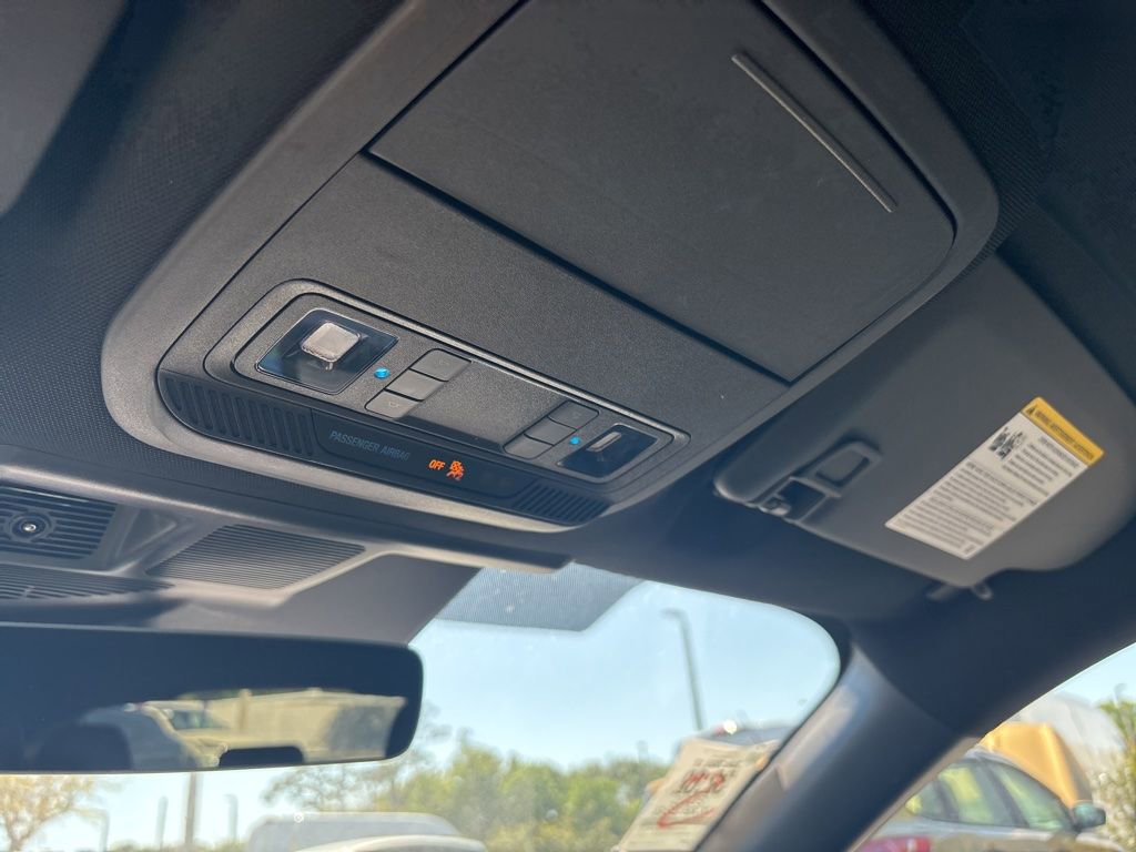 Certified 2025 Ford Mustang Mach-E GT image 17