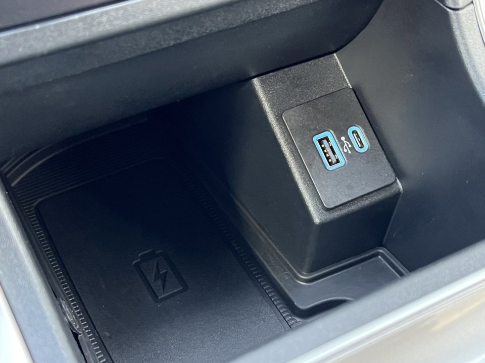 Certified 2024 Ford Edge SEL w/ Convenience Package image 29