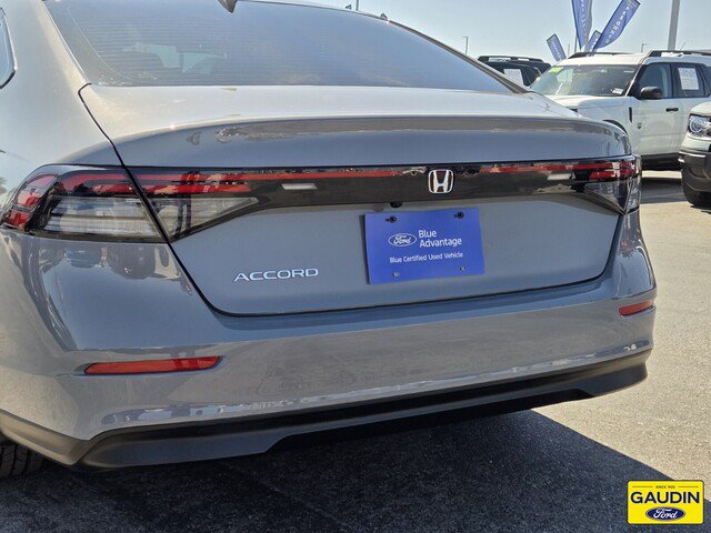 Used 2025 Honda Accord SE image 6