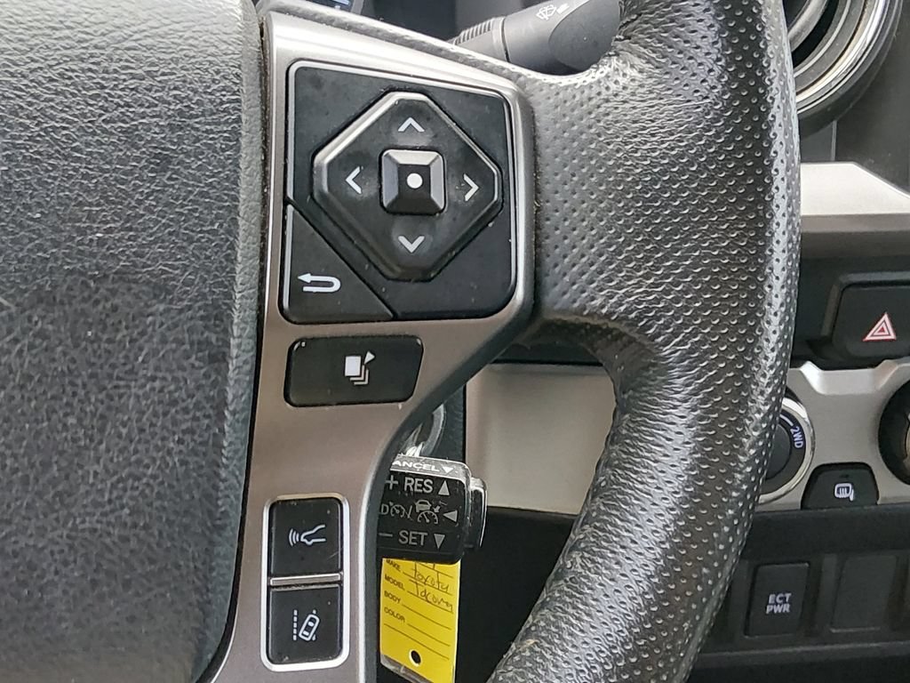 Used 2019 Toyota Tacoma SR5 AWD/4WD image 24