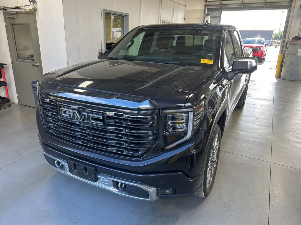 Used 2023 GMC Sierra 1500 Denali Ultimate AWD/4WD image 2