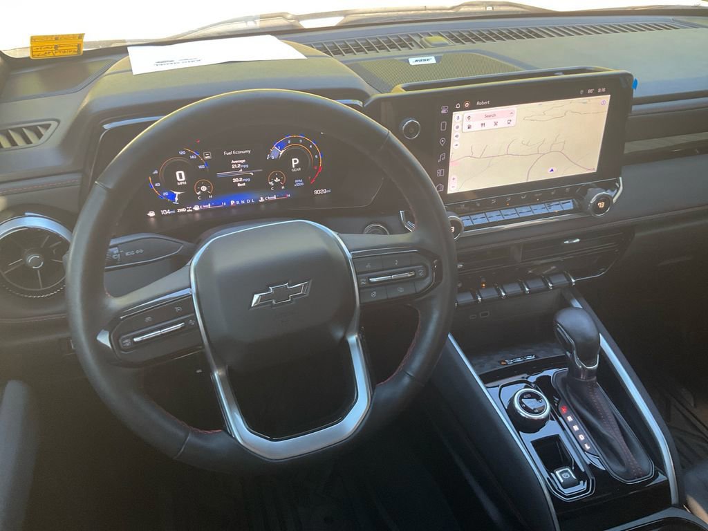 Used 2024 Chevrolet Colorado Z71 w/ Z71 Convenience Package 2 image 25