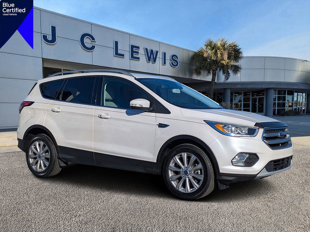 Certified 2017 Ford Escape Titanium w/ Equipment Group 301A image 7