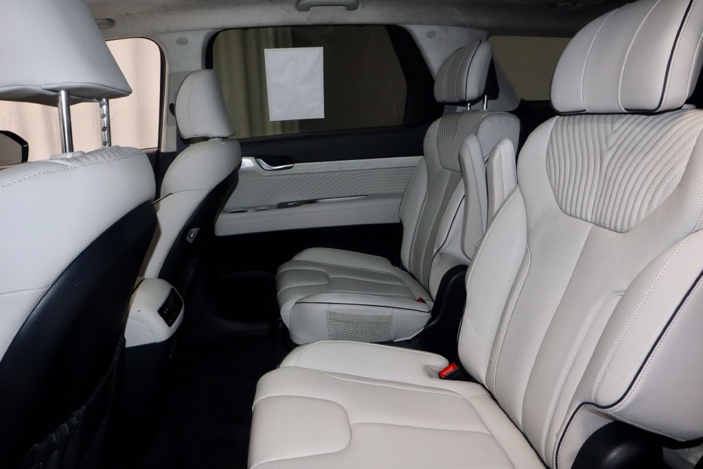 Used 2024 Hyundai Palisade Calligraphy AWD/4WD image 23