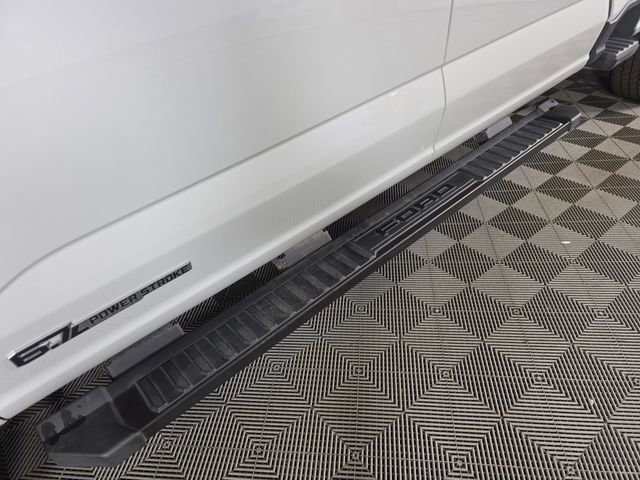 Certified 2025 Ford F350 Lariat w/ Black Appearance Package image 9