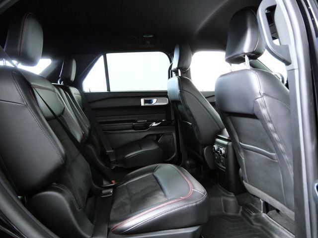 Certified 2023 Ford Explorer ST-Line w/ Class IV Trailer Tow Package image 12