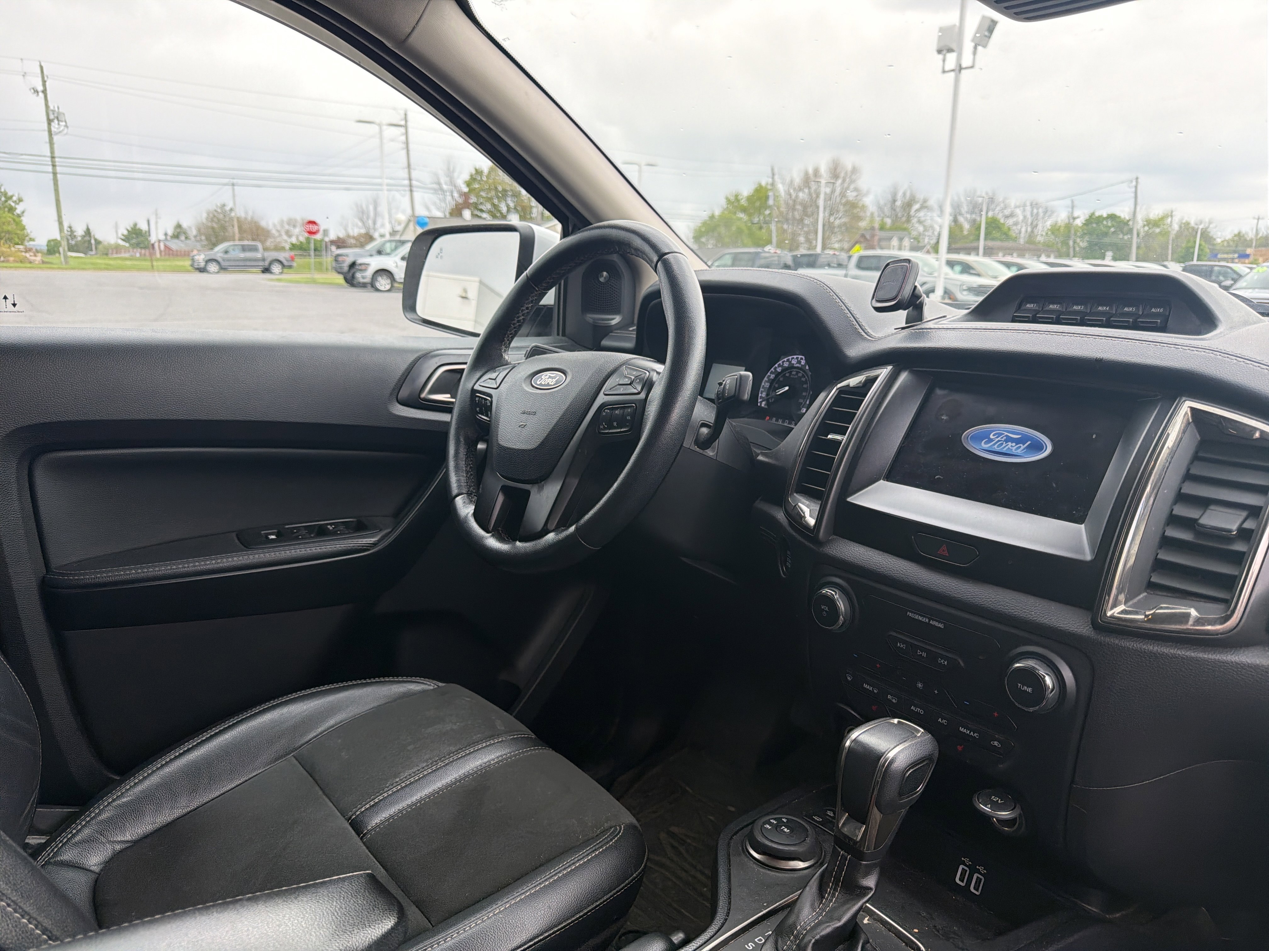 Certified 2021 Ford Ranger Lariat w/ Tremor Off-Road Package AWD/4WD image 34