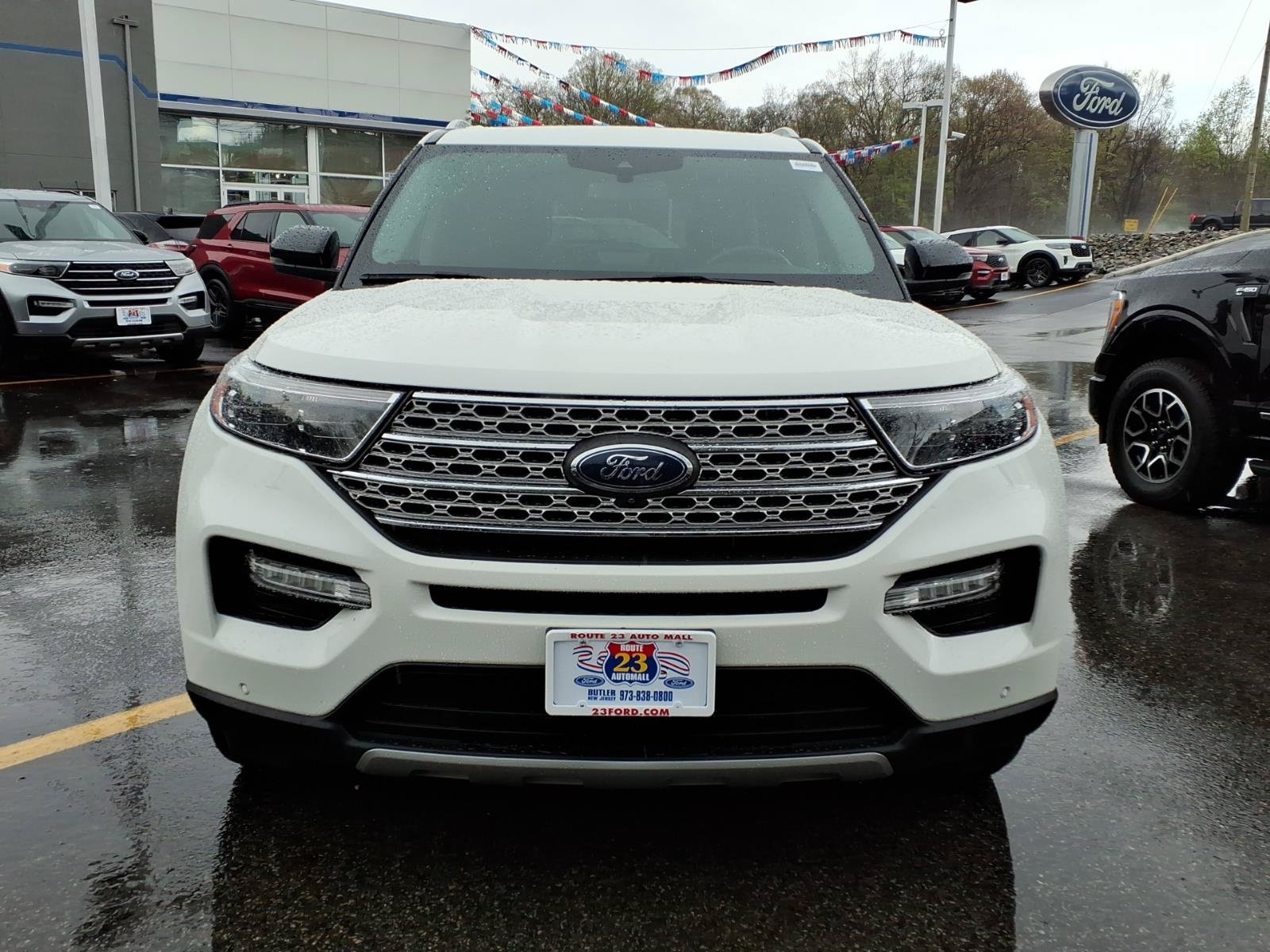 Certified 2023 Ford Explorer Limited w/ Limited Technology Package AWD/4WD image 2