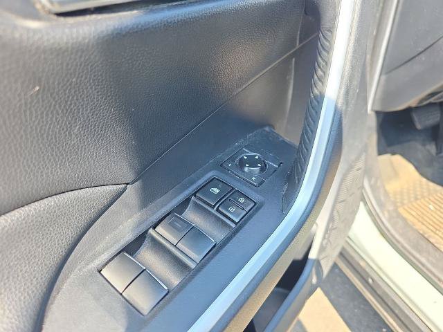 Used 2021 Toyota RAV4 XLE Premium AWD/4WD image 21