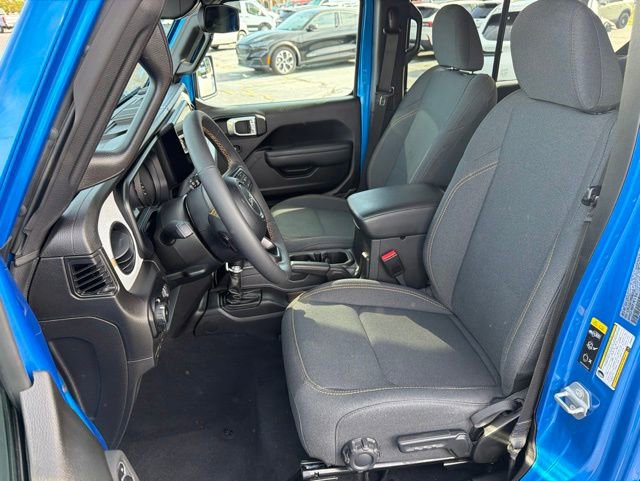 Used 2024 Jeep Wrangler Unlimited Sport AWD/4WD image 15