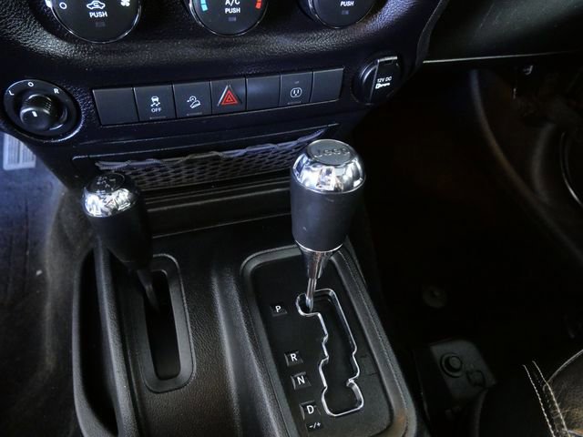 Used 2017 Jeep Wrangler Unlimited Sport image 23