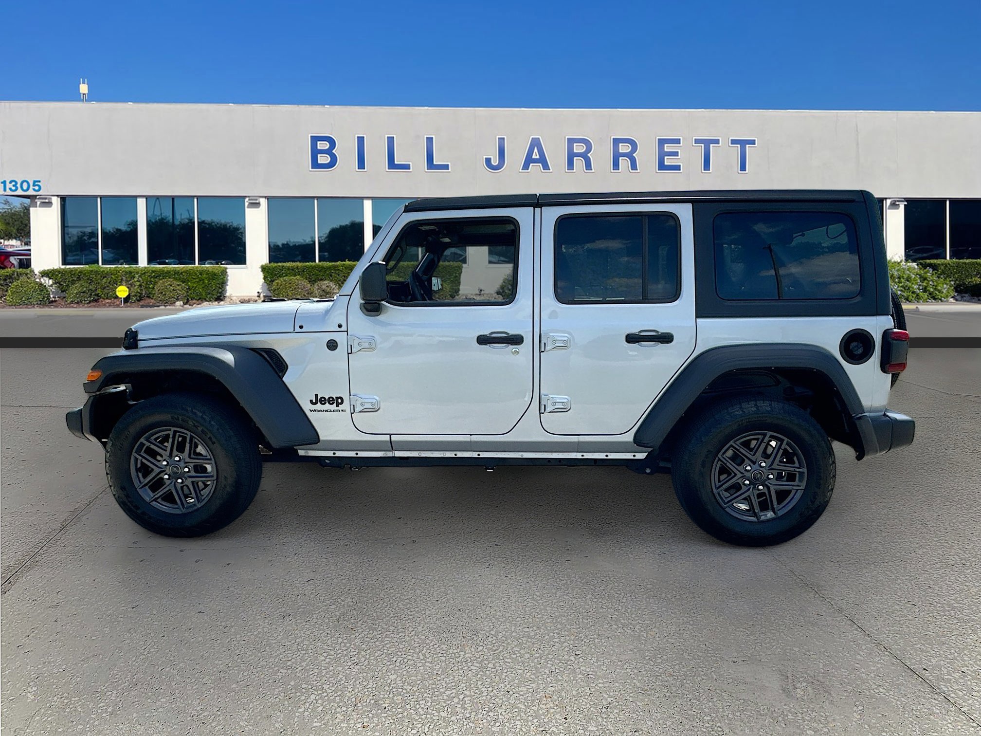 Used 2024 Jeep Wrangler Sport S AWD/4WD image 2