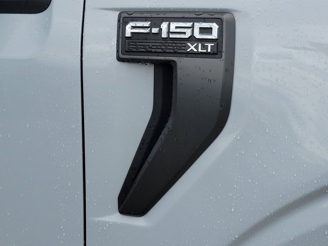Certified 2022 Ford F150 XLT w/ Equipment Group 302A High image 9