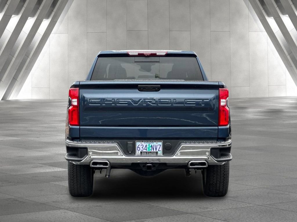 Used 2022 Chevrolet Silverado 1500 LTZ w/ Technology Package AWD/4WD image 4