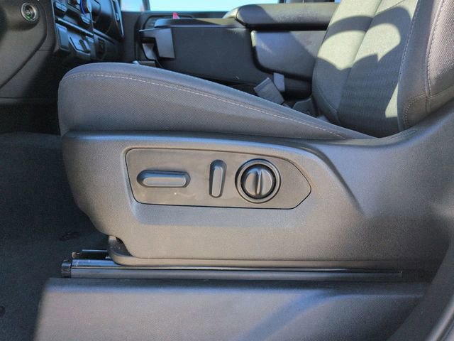 Used 2022 Chevrolet Silverado 1500 LT image 20