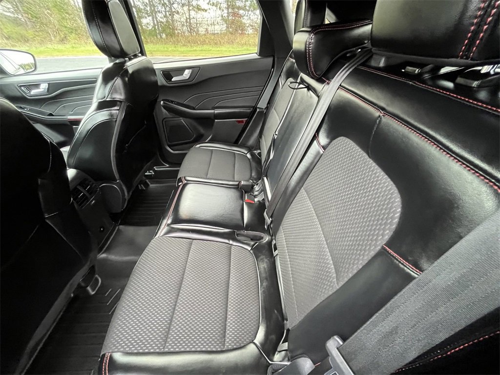 Certified 2024 Ford Escape ST-Line w/ Tech Pack #1 image 24