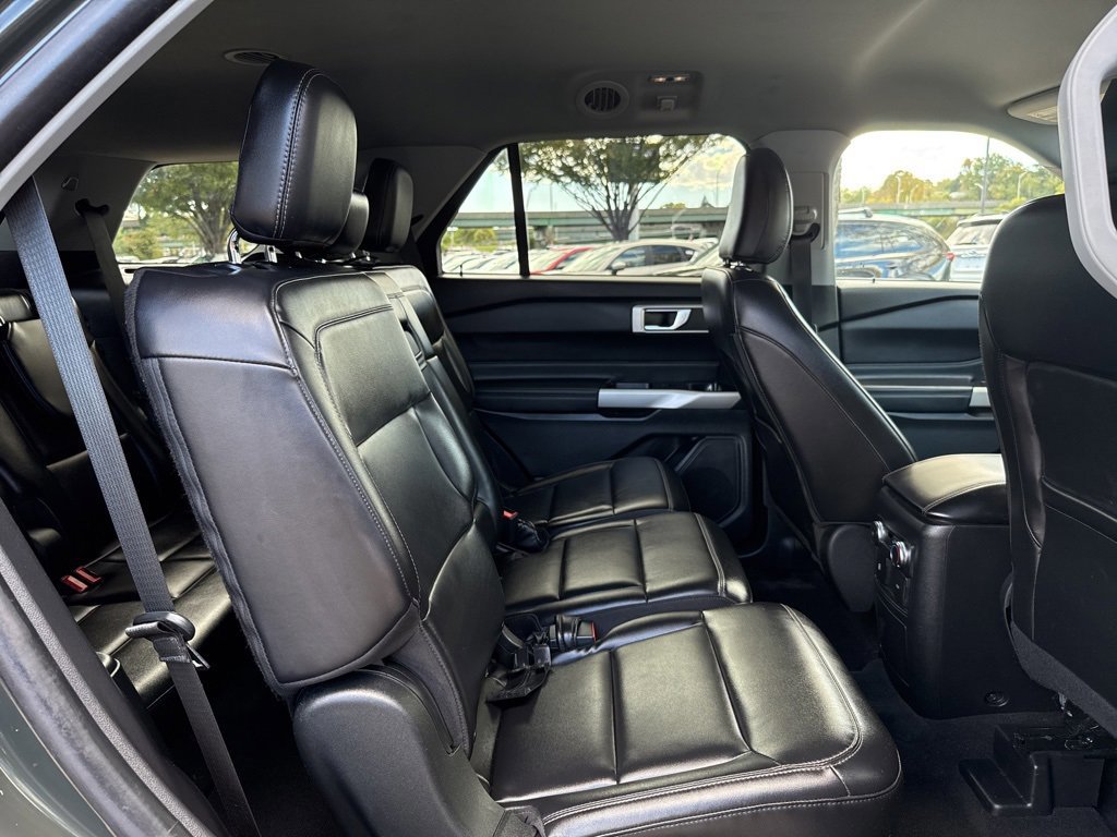 Certified 2022 Ford Explorer XLT w/ Equipment Group 202A image 28