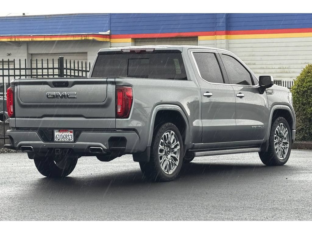 Used 2023 GMC Sierra 1500 Denali Ultimate AWD/4WD image 4