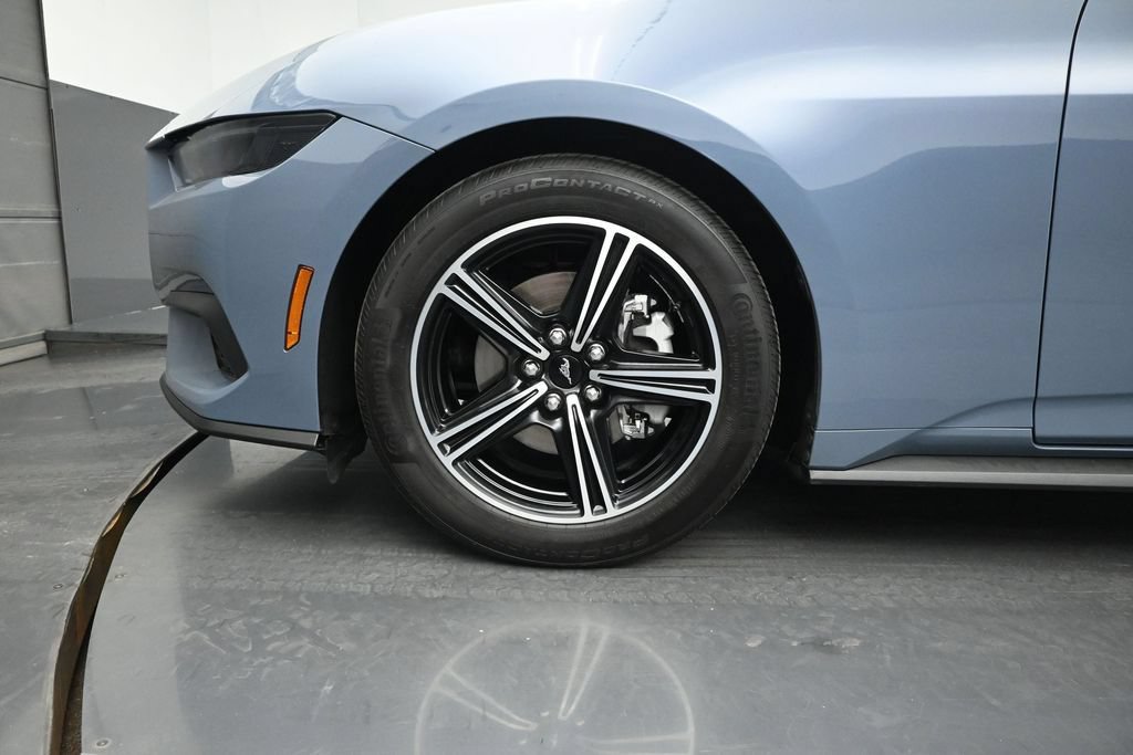 Certified 2025 Ford Mustang Coupe RWD image 20