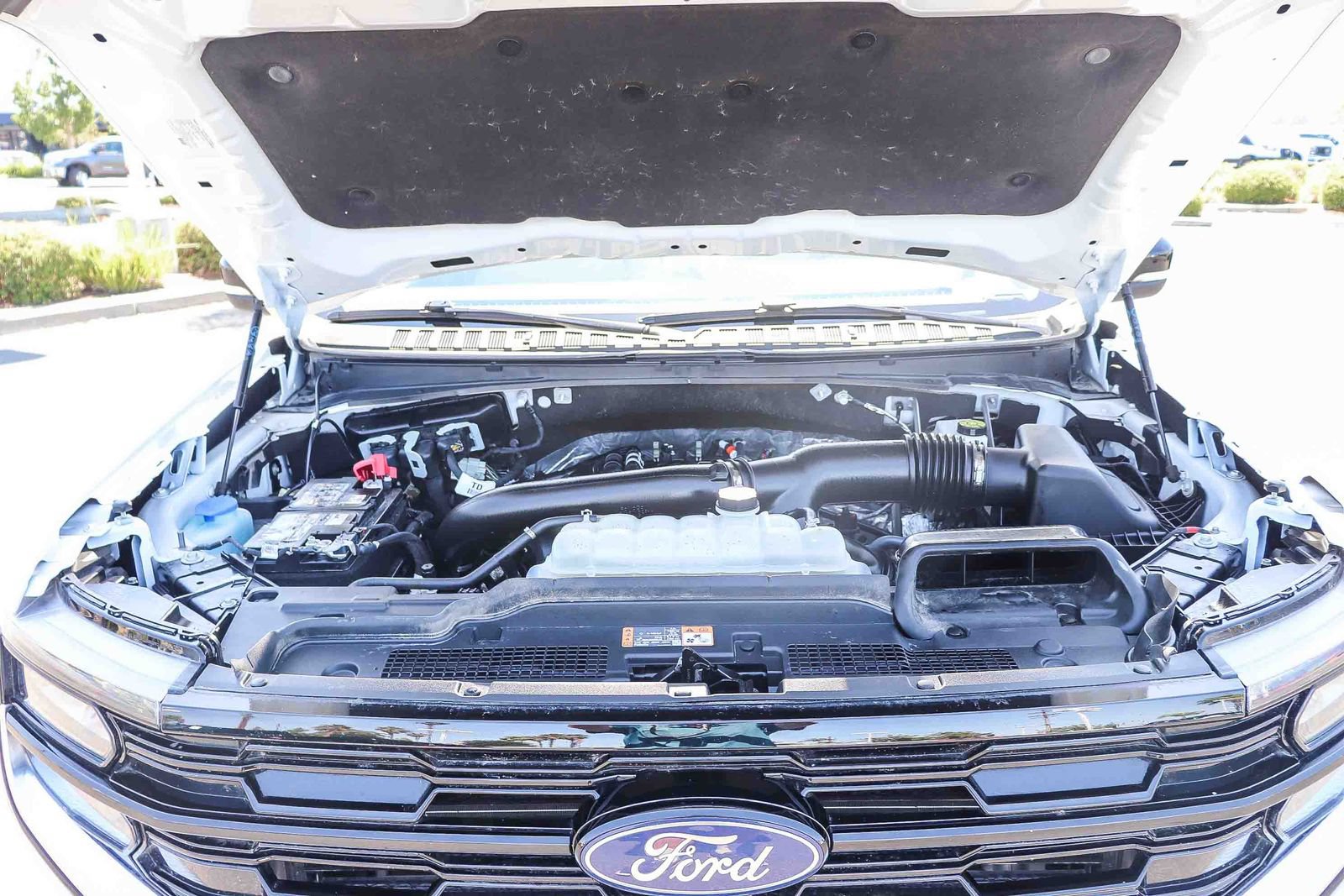 Certified 2025 Ford Expedition Platinum AWD/4WD image 28