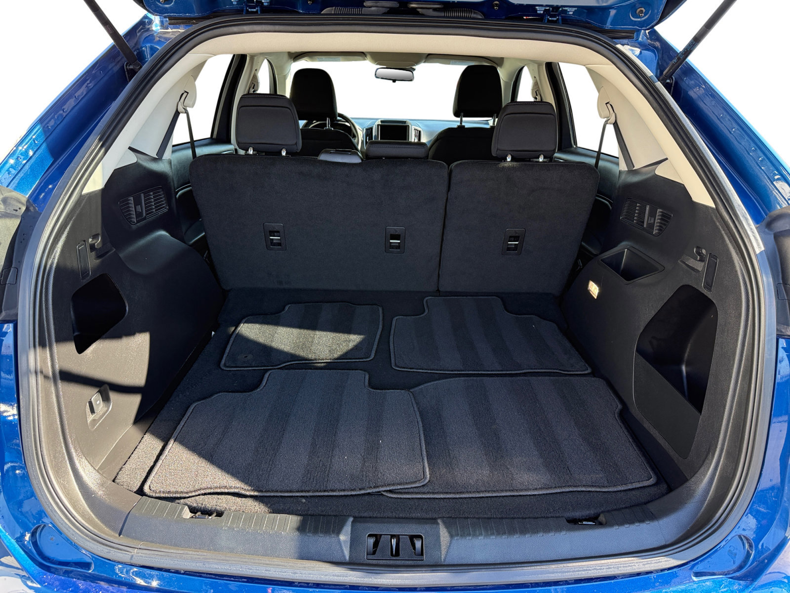 Certified 2024 Ford Edge SE w/ Black Appearance Package image 17