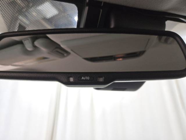 Used 2021 Toyota 4Runner SR5 AWD/4WD image 40
