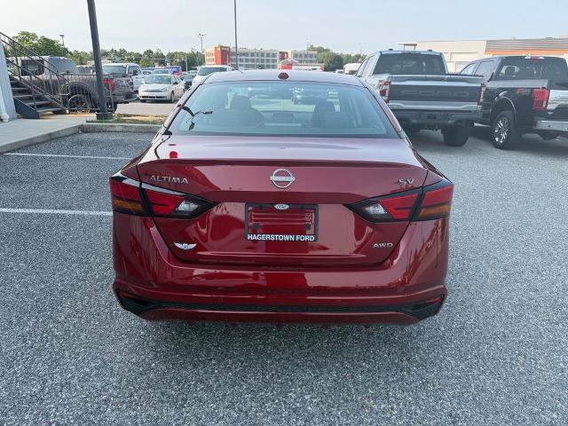 Used 2024 Nissan Altima 2.5 SV AWD/4WD image 7