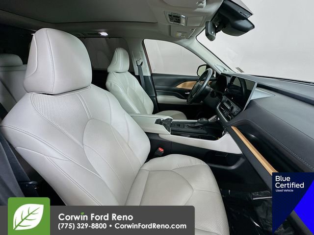 Used 2024 Toyota Grand Highlander Limited image 32