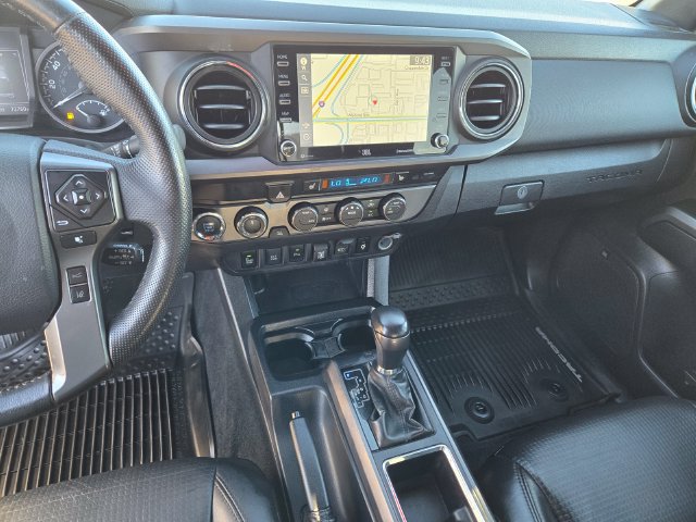 Used 2020 Toyota Tacoma 4x4 Double Cab image 17
