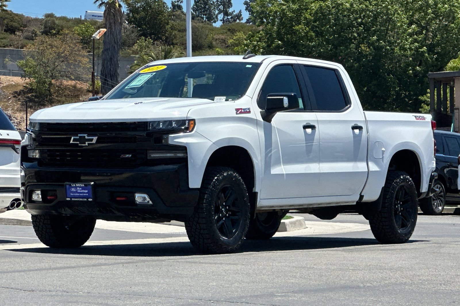 Used 2021 Chevrolet Silverado 1500 LT Trail Boss w/ Convenience Package II AWD/4WD image 7