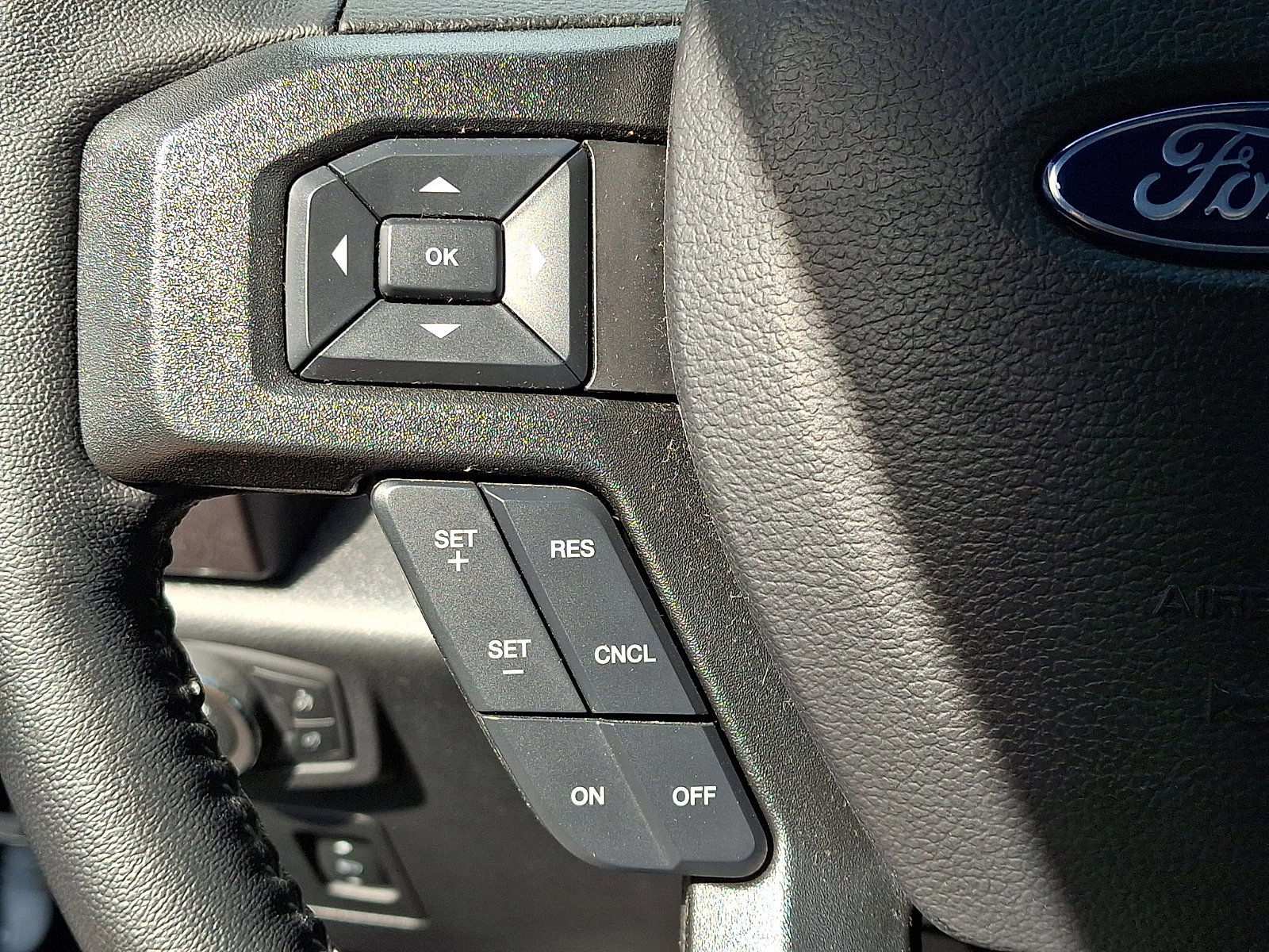 Certified 2020 Ford F150 XLT w/ Equipment Group 302A Luxury image 25