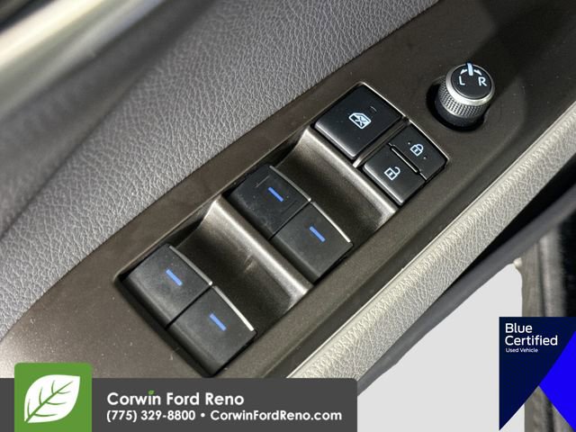 Used 2022 Toyota Camry XSE FWD image 25