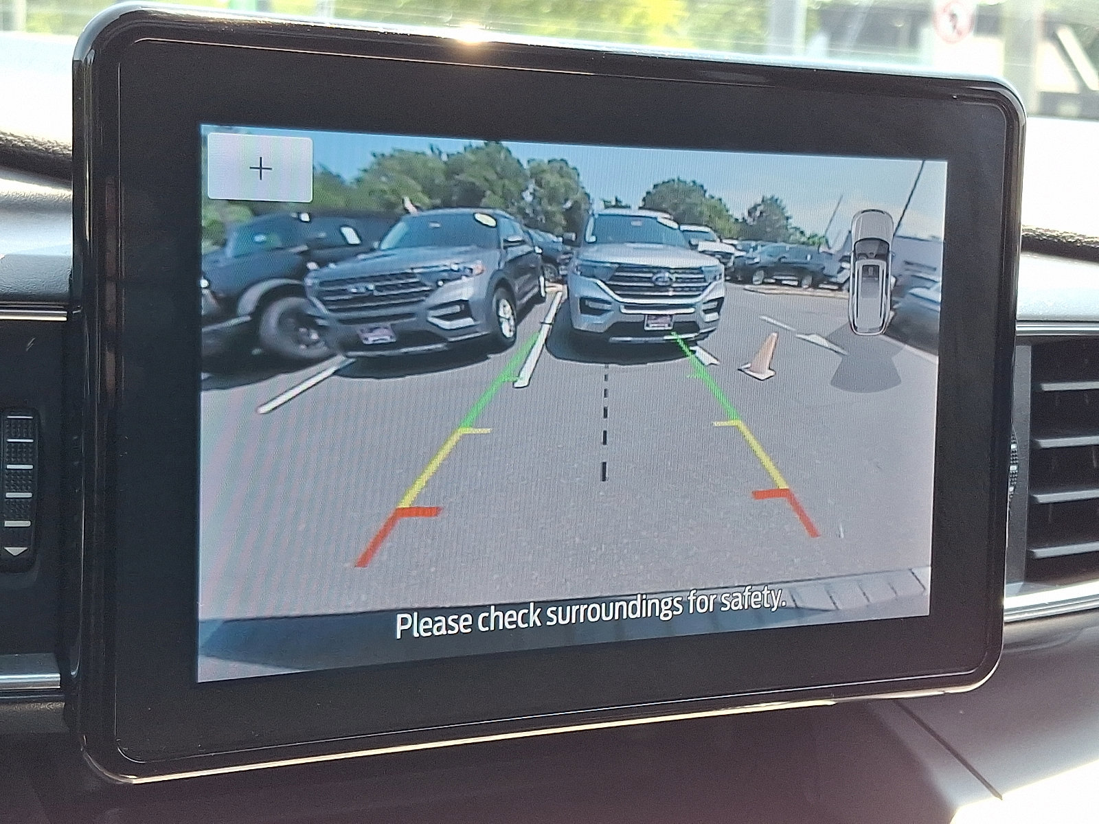 Certified 2022 Ford Explorer XLT w/ Equipment Group 202A image 24