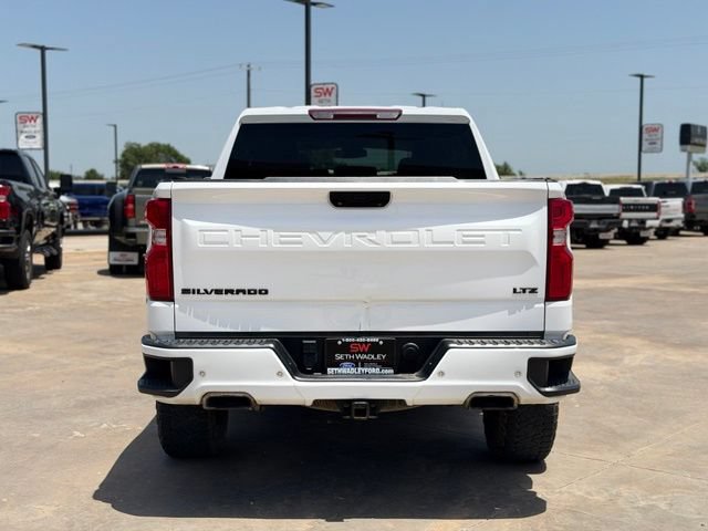 Used 2023 Chevrolet Silverado 1500 LTZ w/ Z71 Off-Road Package AWD/4WD image 6