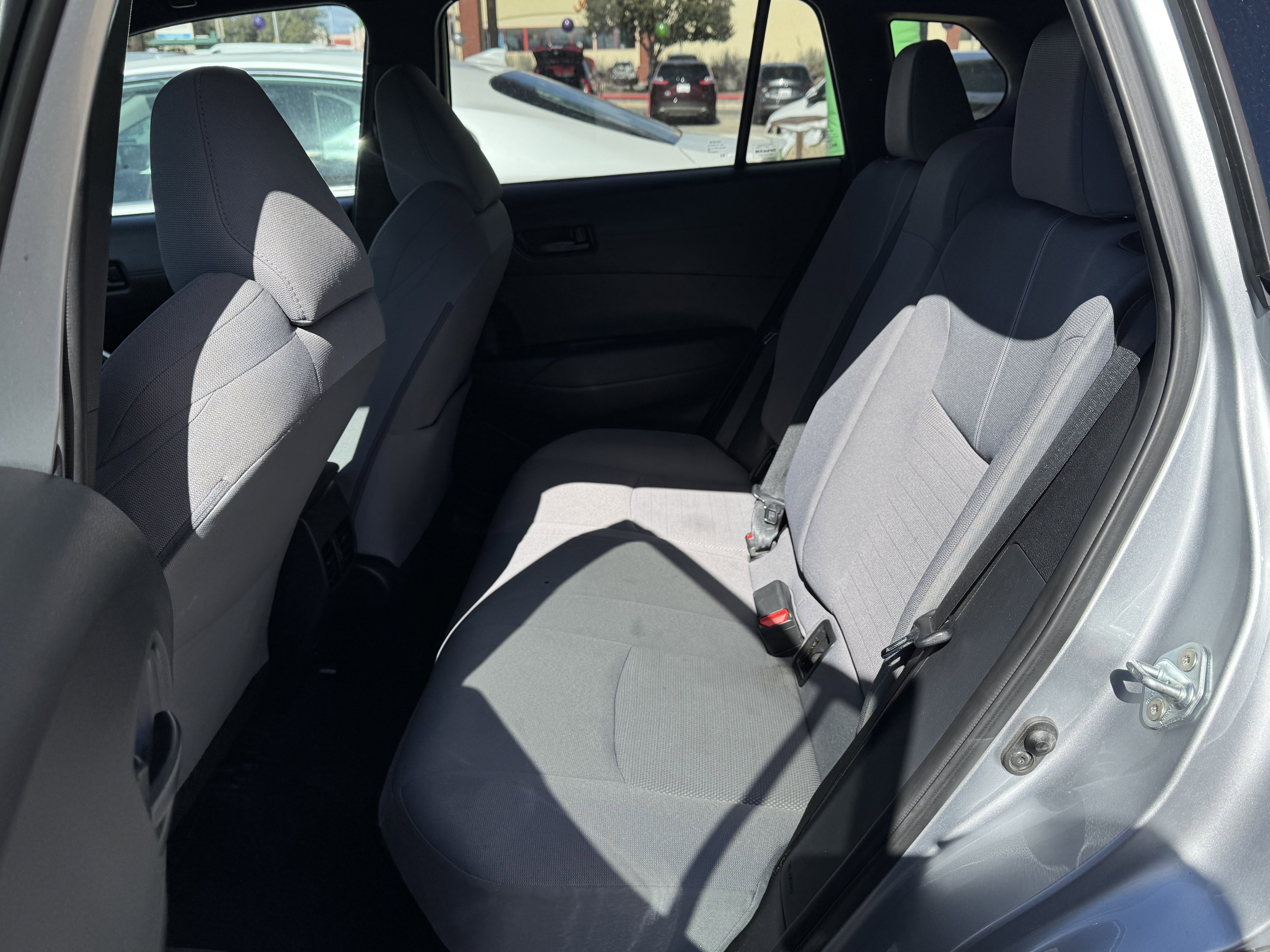 Used 2024 Toyota Corolla Cross SE image 11